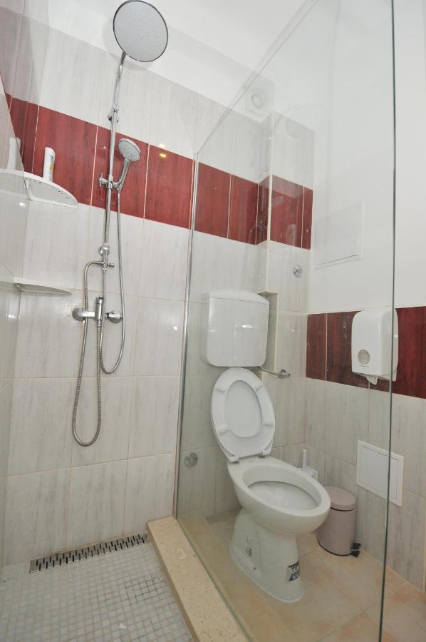 Oasis Hostel Σπλιτ Εξωτερικό φωτογραφία