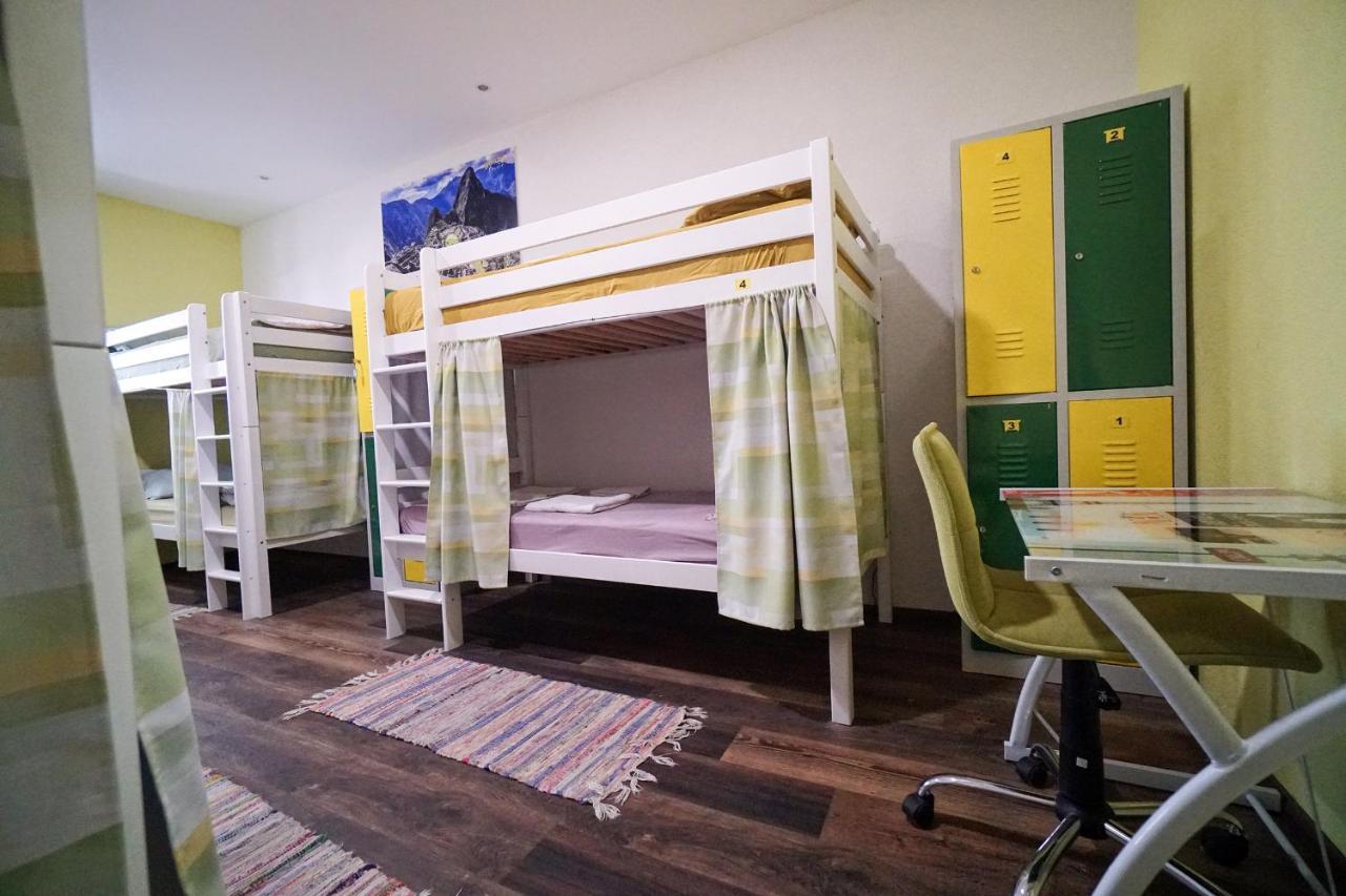 Oasis Hostel Σπλιτ Εξωτερικό φωτογραφία